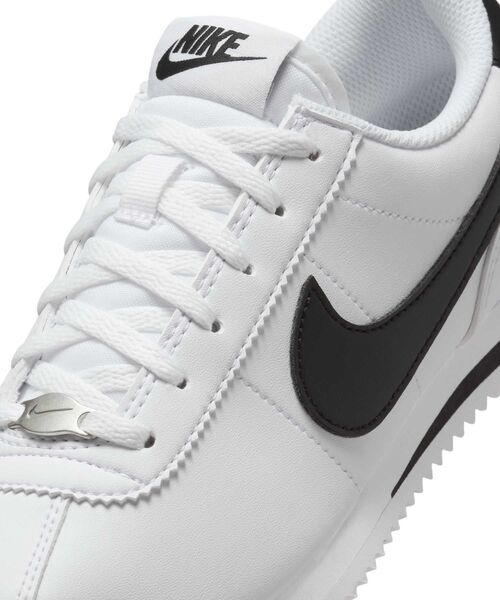 NIKE(ナイキ)の「ナイキ コルテッツ ジュニアシューズ / Nike Cortez Big Kids' Shoes IH7653-105 White(スニーカー・キッズ・ホワイト・24.5/23.5/25/24/23/22.5)」の7枚目の写真