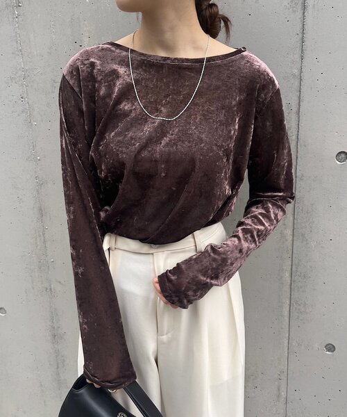 SHENERY（シーナリー）の「シアーベロアトップス（Tシャツ/カットソー・レディース・オフホワイト/ブラウン/ネイビー・FREE）」の3枚目の写真