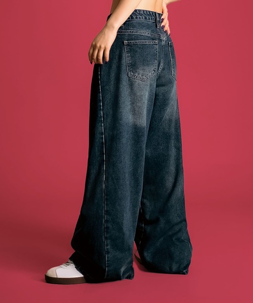 MAISON SELECT（メゾンセレクト）の「7A1 サイド切り替えワイドデニム カーブパンツ（デニムパンツ・レディース・ダークブルー/グレー/ブルー/ブラック/ライトブルー・S/XL/L/M）」の5枚目の写真