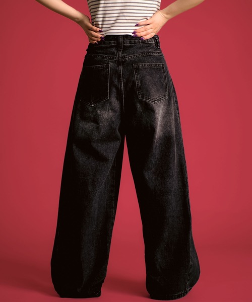 MAISON SELECT（メゾンセレクト）の「7A1 サイド切り替えワイドデニム カーブパンツ（デニムパンツ・レディース・ダークブルー/グレー/ブルー/ブラック/ライトブルー・S/XL/L/M）」の8枚目の写真