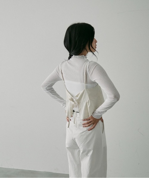 NUJOH(ヌゾ)の「Loop Linen Bustier / ループ リネン ビスチェ(キャミソール・レディース・クリーム/オートミール・FREE)」の9枚目の写真