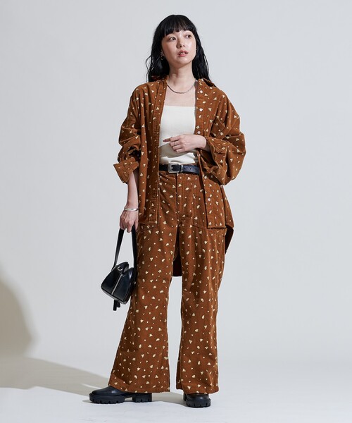FREAK'S STORE(フリークスストア)の「カントリーフラワー コーデュロイシャツ<セットアップ対応>/小花柄(シャツ/ブラウス・レディース・キャメル/チャコール/ナチュラル・フリ-)」の12枚目の写真