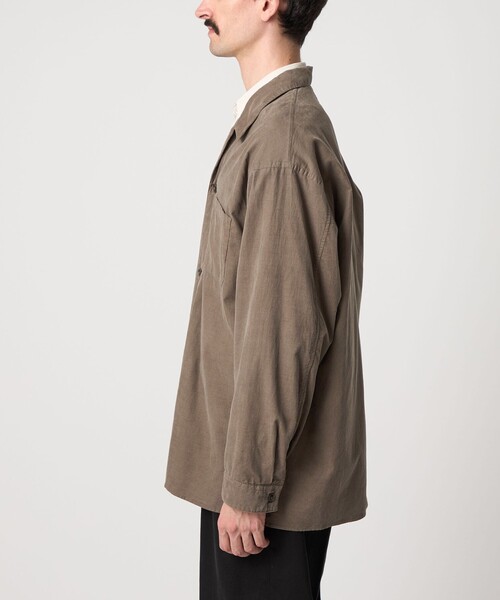 Steven Alan(スティーブンアラン)の「<Steven Alan> マイクロ コーデュロイ オープンカラー オーバー シャツ(シャツ/ブラウス・メンズ・モカ/ブラック・S/M/L/XL)」の4枚目の写真