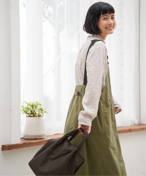 LBC（エルビーシー）の「コットンツイルワークジャンスカ（ワンピース・レディース・ベージュ/チャコールグレー/エメラルド・M）」の15枚目の写真