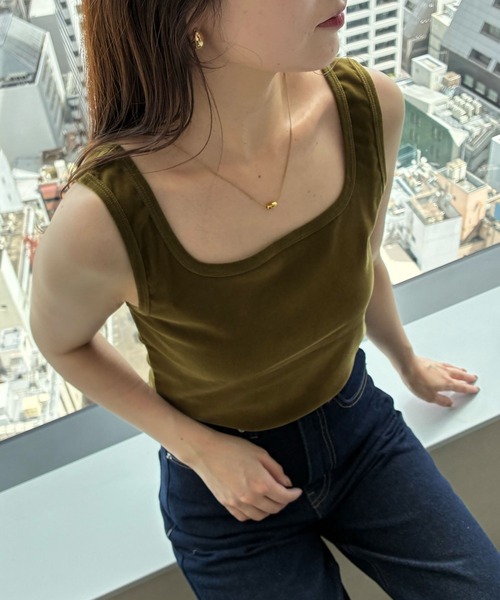 mysty woman（ミスティウーマン）の「【WEB限定】2WAYシアーベロアタンク 594112（タンクトップ・レディース・ブラック/ブラウン/ボルドー/カーキ・FREE）」の9枚目の写真