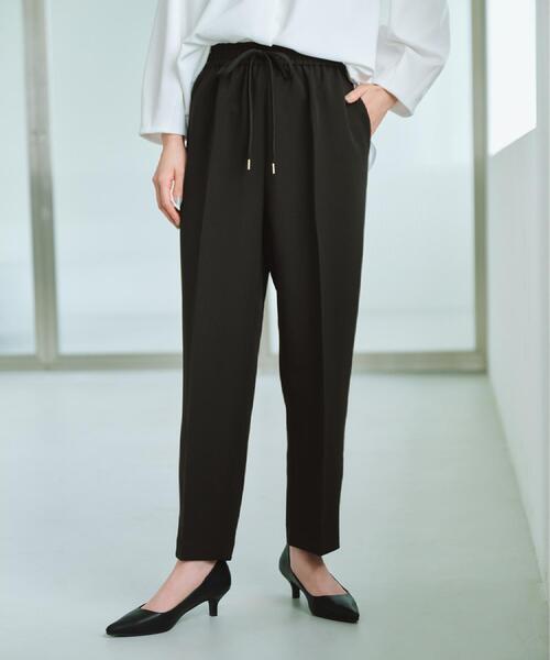 OPAQUE.CLIP（オペークドットクリップ）の「ストレッチ美脚イージーテーパードパンツ【防シワ/洗濯機洗い可】（その他パンツ・レディース・ブラウン系/グレー/ブラック・38/40/42/34/36）」の6枚目の写真