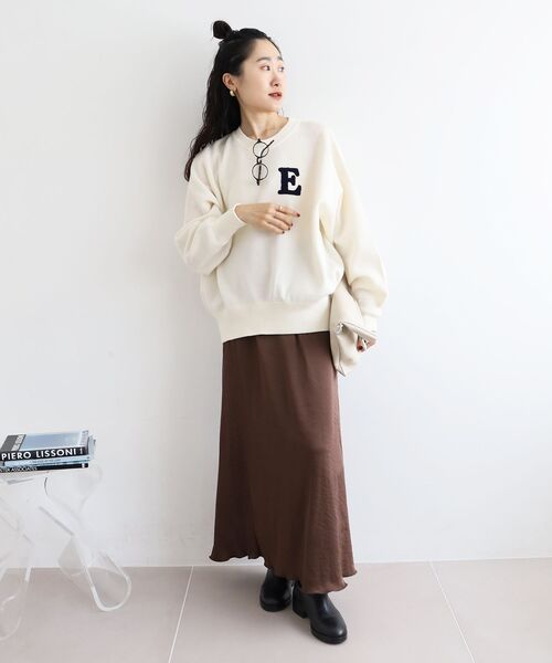 le.coeur blanc（ルクールブラン）の「《手洗い可能》サガラ刺繍クループルオーバー（ニット/セーター・レディース・レッド/ネイビー/キャメル/グレー/アイボリー・38）」の16枚目の写真