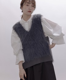 新品★Eimee Law （エイミーロウ）★サイドロゴニット★チャコールグレー Eimee Law（エイミーロウ）の「サイドレースタックジレ（ベスト