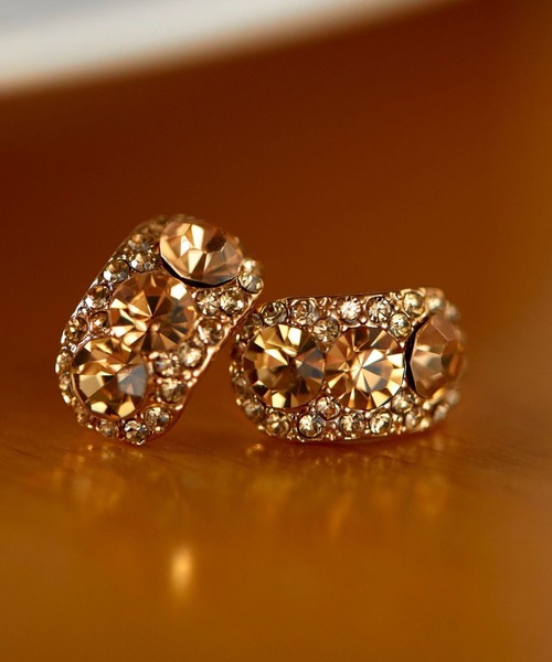 yu-ka（ユーカ）の「YU-KA:クラシック ビジューピアス Classic bijou pierce（ピアス（両耳用）・レディース・ゴールド・FREE）」の2枚目の写真