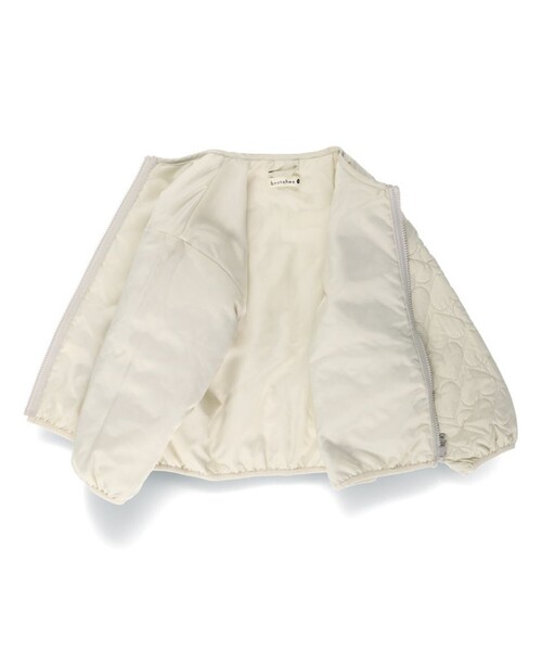 BRANSHES（ブランシェス）の「ハート柄キルティングジャケット（その他アウター・キッズ・ピンク/ブラック/グレイッシュベージュ・110cm/90cm/120cm/100cm/150cm/140cm/130cm）」の11枚目の写真