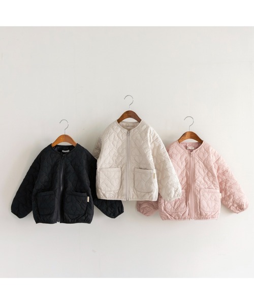 BRANSHES（ブランシェス）の「ハート柄キルティングジャケット（その他アウター・キッズ・ピンク/ブラック/グレイッシュベージュ・110cm/90cm/120cm/100cm/150cm/140cm/130cm）」の18枚目の写真