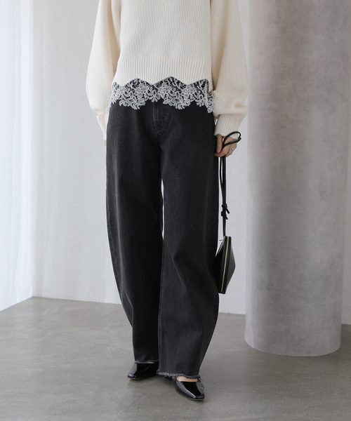 La TOTALITE（ラトータリテ）の「【洗える】YANUK/ヤヌーク LAURA Curve Taperd（デニムパンツ・レディース・チャコールグレー・26/25/24/23）」の6枚目の写真