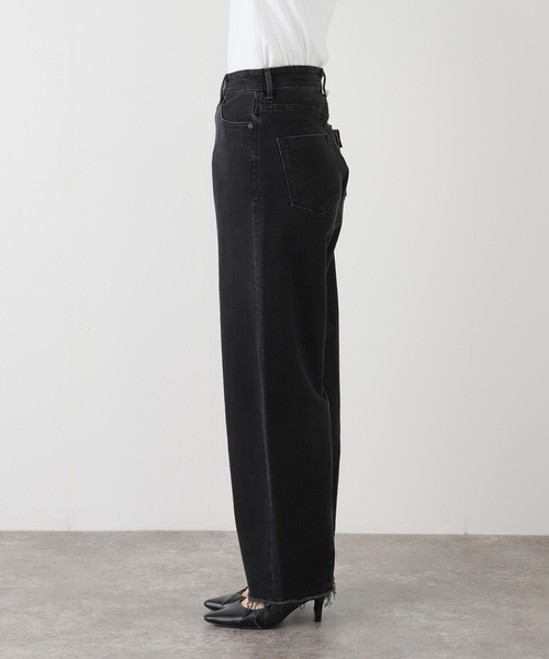 La TOTALITE（ラトータリテ）の「【洗える】YANUK/ヤヌーク LAURA Curve Taperd（デニムパンツ・レディース・チャコールグレー・26/25/24/23）」の11枚目の写真