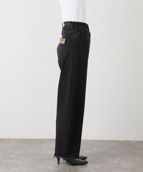 La TOTALITE（ラトータリテ）の「【洗える】YANUK/ヤヌーク LAURA Curve Taperd（デニムパンツ・レディース・チャコールグレー・26/25/24/23）」の13枚目の写真