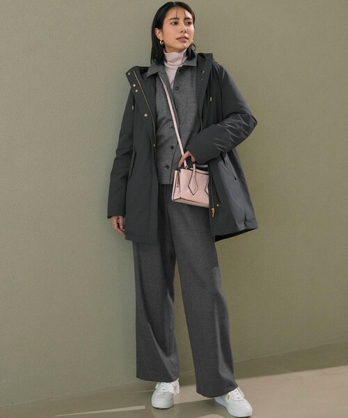 23区 L(ニジュウサンクオオキイサイズ)の「ウールミルドジャージー シャツ(シャツ/ブラウス・レディース・カーキ系/ブラック系/グレー系・44/46/48)」の17枚目の写真