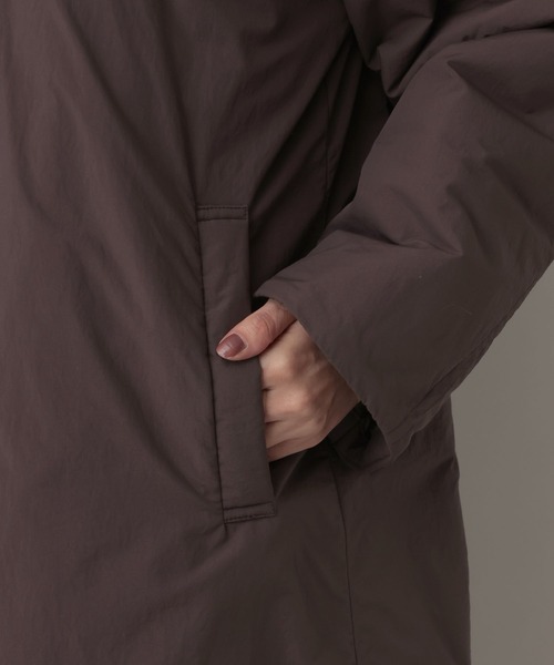 A part by(アパートバイ)の「エアサーマルロングコート(ダウンジャケット/コート・レディース・アイボリー/ブラウン・FREE)」の17枚目の写真