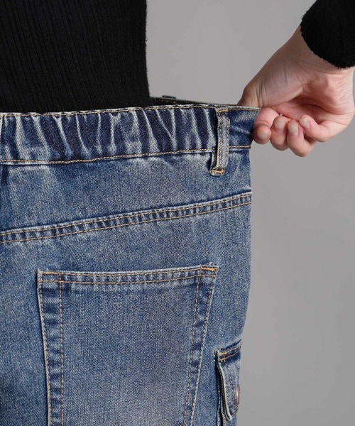 .WORKS（ドットワークス）の「スラブデニム左右裾脇ルーシュカーゴハーフパンツ（デニムパンツ・レディース・ブルー/ダークグレー・61/64）」の5枚目の写真