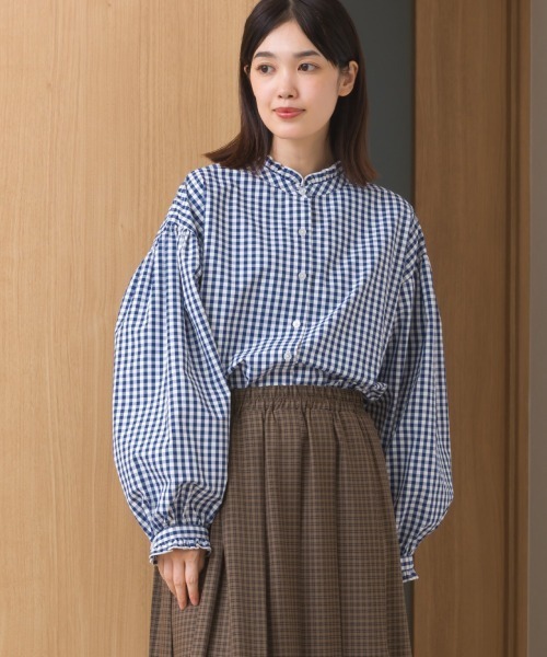 OMNES(オムネス)の「テックコットンフリル衿 袖シャツ長袖シャツブラウス(シャツ/ブラウス・レディース・ブラック/ネイビー系/ベージュ/ブルー系その他/イエロー/ホワイト/グリーン・FREE)」の6枚目の写真
