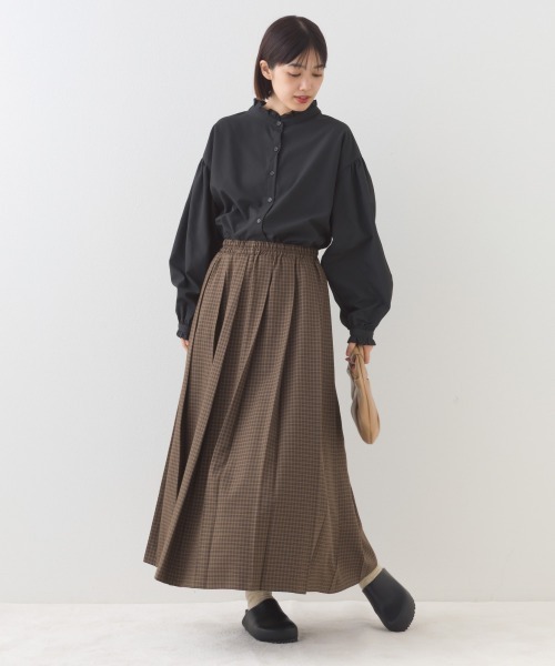 OMNES(オムネス)の「テックコットンフリル衿 袖シャツ長袖シャツブラウス(シャツ/ブラウス・レディース・ブラック/ネイビー系/ベージュ/ブルー系その他/イエロー/ホワイト/グリーン・FREE)」の16枚目の写真