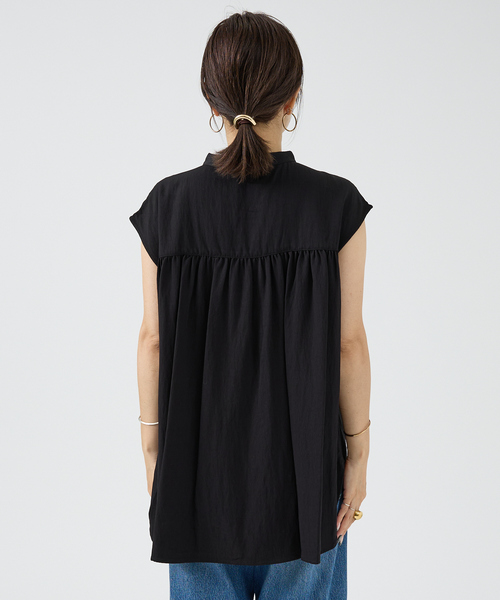 DESIGNWORKS(デザインワークス)の「【セットアップ対応】レーヨンフレンチスリーブブラウス(シャツ/ブラウス・レディース・ベージュ/ブラック・フリー)」の16枚目の写真