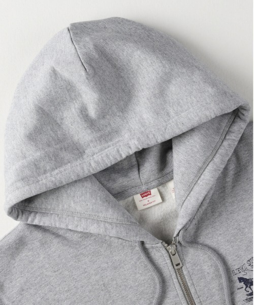 Levi's(リーバイス)の「【Levi's】ジップパーカー (フーディ/バックプリント/クラシック/フロントロゴ/通気性/耐久性/デイリーユース/カジュアル)(パーカー・メンズ・グレー・M/S/L)」の6枚目の写真