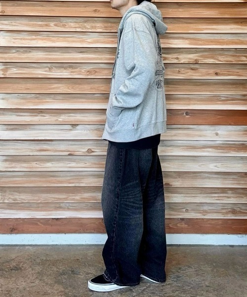 Levi's(リーバイス)の「【Levi's】ジップパーカー (フーディ/バックプリント/クラシック/フロントロゴ/通気性/耐久性/デイリーユース/カジュアル)(パーカー・メンズ・グレー・M/S/L)」の18枚目の写真