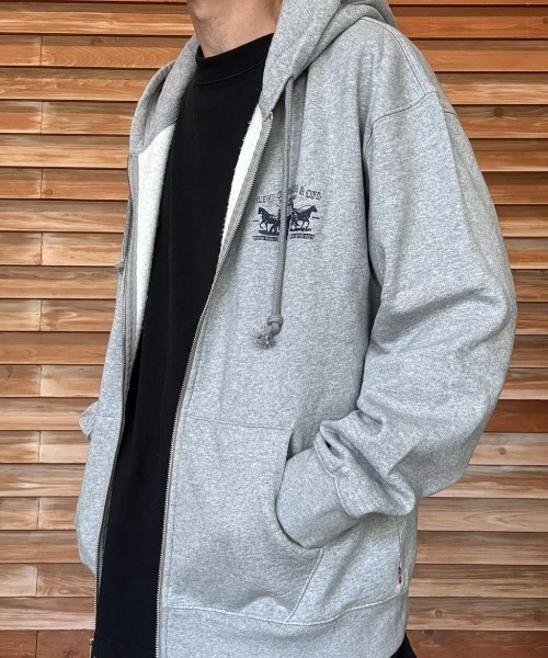 Levi's(リーバイス)の「【Levi's】ジップパーカー (フーディ/バックプリント/クラシック/フロントロゴ/通気性/耐久性/デイリーユース/カジュアル)(パーカー・メンズ・グレー・M/S/L)」の20枚目の写真