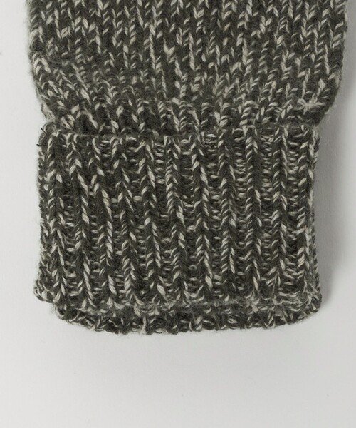 UNITED ARROWS（ユナイテッドアローズ）の「ミックス フィンガーレス グローブ（手袋・メンズ・オリーブ/ブラック/グレー系/ネイビー・FREE）」の8枚目の写真