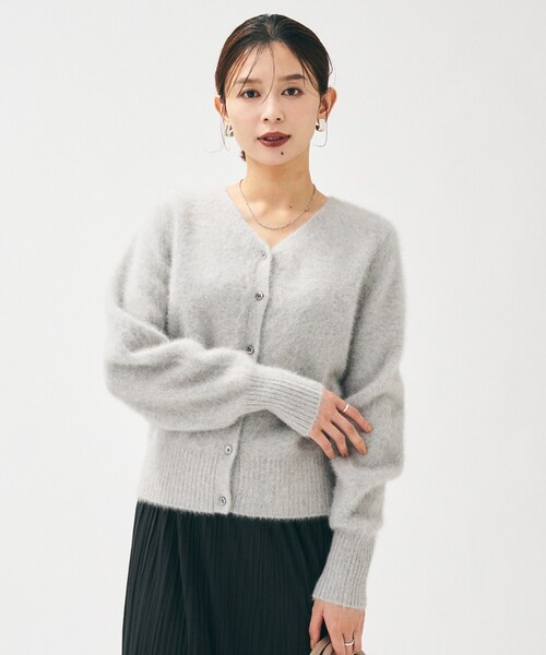 UNTITLED(アンタイトル)の「【ふわふわニット/前後2WAY】フォックスカシミヤカーディガン(カーディガン/ボレロ・レディース・ライトグレー/ライトグリーン/ブラウン系/ナチュラル・00/02/04/44/48)」の6枚目の写真