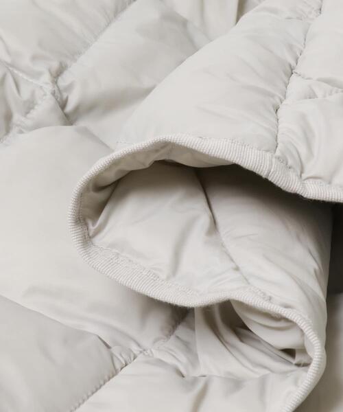 URBAN RESEARCH DOORS(アーバンリサーチドアーズ)の「ライトダウンキルトロングコート(ダウンジャケット/コート・レディース・グレー系その他/カーキ/ネイビー・MEDIUM)」の15枚目の写真