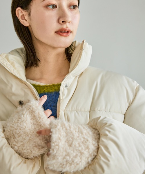 LAKOLE（ラコレ）の「カーリーファーアームウォーマー / 587918（アームカバー・レディース・オフホワイト/ブラウン・FREE）」の10枚目の写真