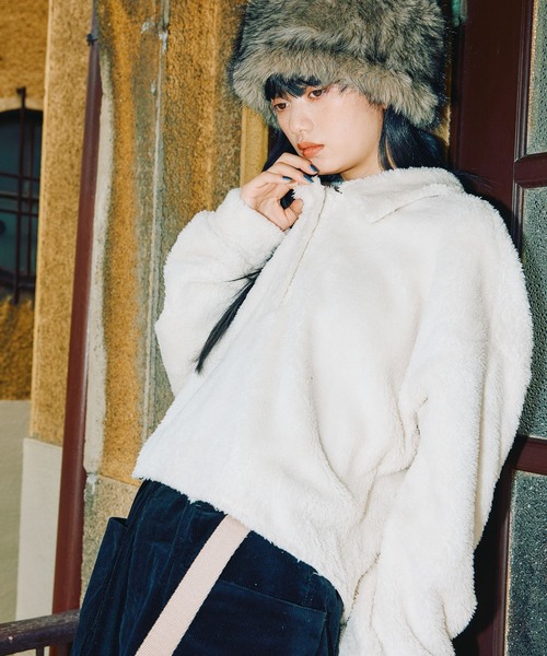 niko and...（ニコアンド）の「[MODE NORM CORE] フワフワルーズポロプルオーバー（ポロシャツ・レディース・ブラウン/ブラック/アイボリー・MEDIUM/LARGE）」の3枚目の写真