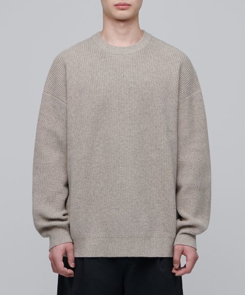 MUSINSA STANDARD（ムシンサスタンダード）の「オーバーサイズリブクルーネックニット[オートミール]（ニット/セーター・メンズ・その他・SMALL/MEDIUM/LARGE/X-LARGE/XX-LARGE）」の3枚目の写真