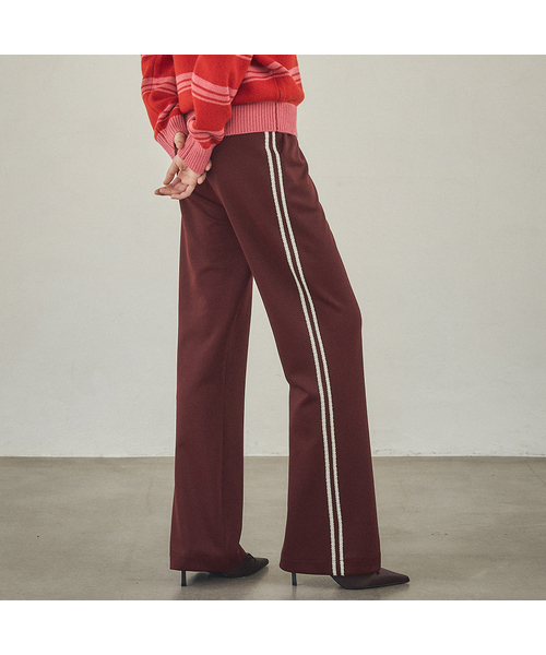 VANONE ATELIER(バノンアトリエ)の「P3208 レーストラックパンツ_ワイン(スウェットパンツ・レディース・バーガンディー・SMALL/MEDIUM)」の1枚目の写真