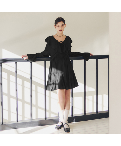ZEROSTREET（ゼロストリート）の「[2カラー] セピアフリルワンピース（ワンピース・レディース・ブラウン/ブラック・SMALL/MEDIUM）」の2枚目の写真
