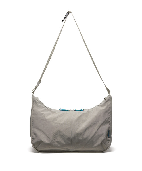 CHROME（クローム）の「［ CHROME / クローム ］YOYOGI 14L MESSENGER / ヨヨギ 14L メッセンジャー 耐水 14L ショルダーバッグ（ショルダーバッグ・メンズ・グレー・FREE）」の3枚目の写真