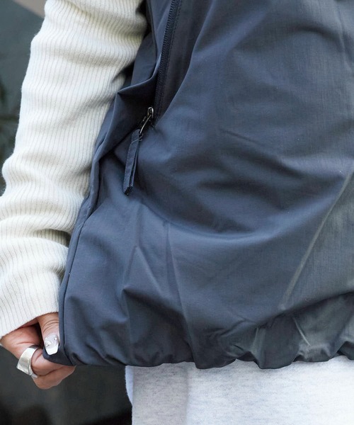 Columbia(コロンビア)の「Columbia/コロンビア BOWL TO DOME VEST ベスト(ベスト・メンズ・グレー/カーキ/パープル・L/XL/M)」の21枚目の写真