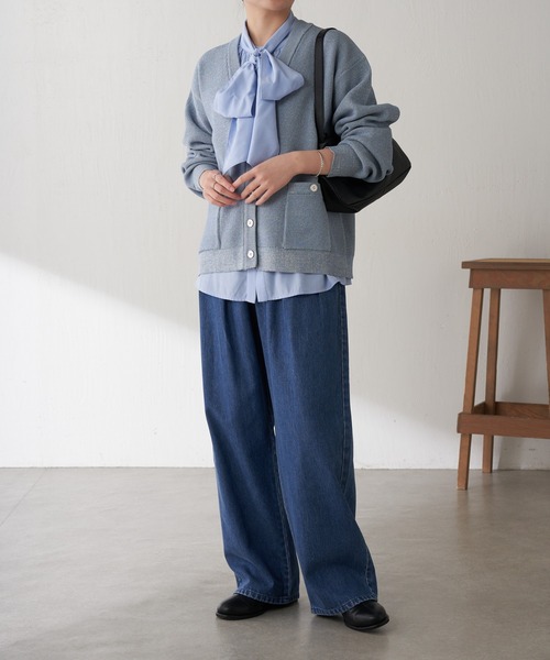 COLLAGE GALLARDAGALANTE（コラージュガリャルダガランテ）の「ツヤボタンカーディガン/WEB限定カラー展開（カーディガン/ボレロ・レディース・ネイビー/オレンジ/サックスブルー・FREE）」の12枚目の写真