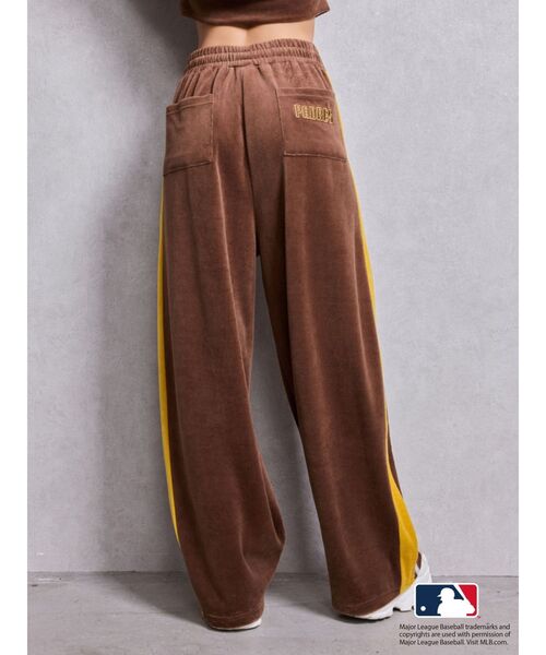 GYDA（ジェイダ）の「GYDA［MLB］2ラインワイドパンツ（その他パンツ・レディース・ブラック/オフホワイト/ブラウン・FREE）」の6枚目の写真