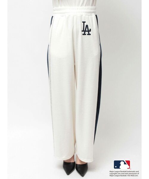 GYDA（ジェイダ）の「GYDA［MLB］2ラインワイドパンツ（その他パンツ・レディース・ブラック/オフホワイト/ブラウン・FREE）」の7枚目の写真