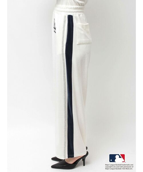 GYDA（ジェイダ）の「GYDA［MLB］2ラインワイドパンツ（その他パンツ・レディース・ブラック/オフホワイト/ブラウン・FREE）」の8枚目の写真