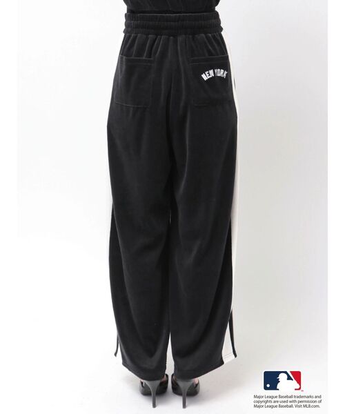 GYDA（ジェイダ）の「GYDA［MLB］2ラインワイドパンツ（その他パンツ・レディース・ブラック/オフホワイト/ブラウン・FREE）」の15枚目の写真