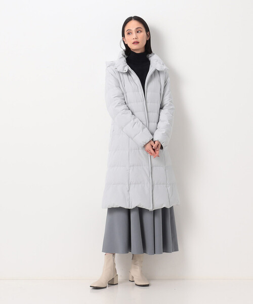 COMME CA（コムサ）の「〔 TALLサイズ 〕 ソフトタフタ ロングダウン（ダウンジャケット/コート・レディース・ベージュ/ライトグレー・13号/15号/17号）」の4枚目の写真