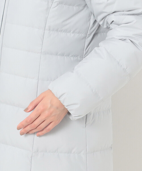 COMME CA（コムサ）の「〔 TALLサイズ 〕 ソフトタフタ ロングダウン（ダウンジャケット/コート・レディース・ベージュ/ライトグレー・13号/15号/17号）」の21枚目の写真