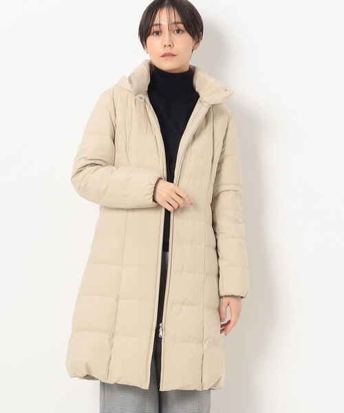 COMME CA（コムサ）の「〔 TALLサイズ 〕 ソフトタフタ ロングダウン（ダウンジャケット/コート・レディース・ベージュ/ライトグレー・13号/15号/17号）」の2枚目の写真