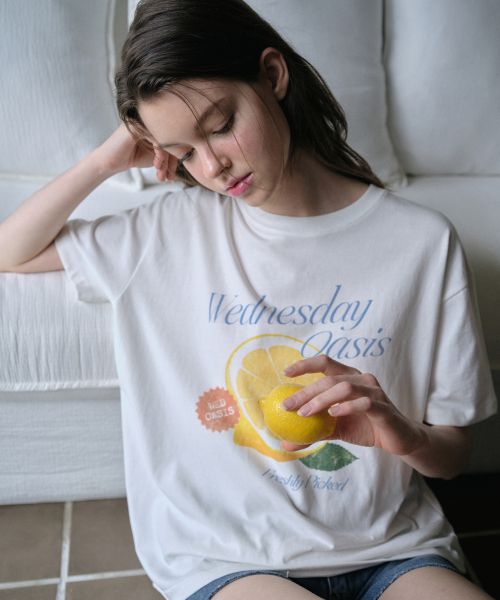 WEDNESDAYOASISFORWOMEN(ウェンズデー オアシス フォー ウーマン)の「スウィートレモン ショートスリーブTシャツ_IVORY(W25-TP28)(Tシャツ/カットソー・レディース・アイボリー・FREE)」の1枚目の写真