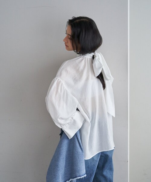 SHENERY（シーナリー）の「ボウタイブラウス（シャツ/ブラウス・レディース・ブラック/オフホワイト/ベージュ・FREE）」の7枚目の写真