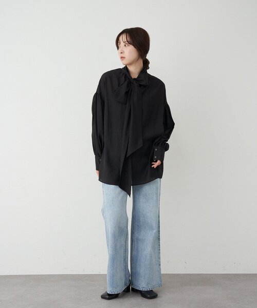 SHENERY（シーナリー）の「ボウタイブラウス（シャツ/ブラウス・レディース・ブラック/オフホワイト/ベージュ・FREE）」の16枚目の写真