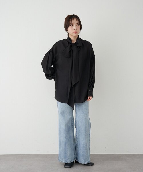 SHENERY（シーナリー）の「ボウタイブラウス（シャツ/ブラウス・レディース・ブラック/オフホワイト/ベージュ・FREE）」の17枚目の写真