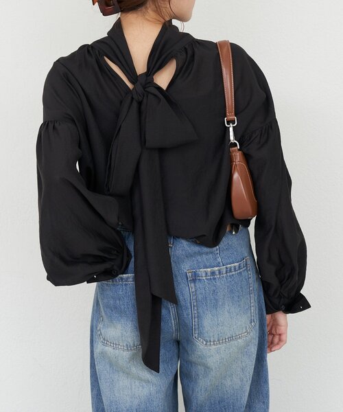 SHENERY（シーナリー）の「ボウタイブラウス（シャツ/ブラウス・レディース・ブラック/オフホワイト/ベージュ・FREE）」の20枚目の写真